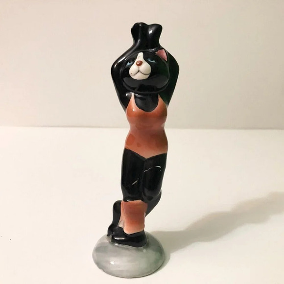 Vintage Ballerina Black Cat Figurine Leotard Leg Warmers 6 Inch Tall  Giftcraft - Picture 16 of 16